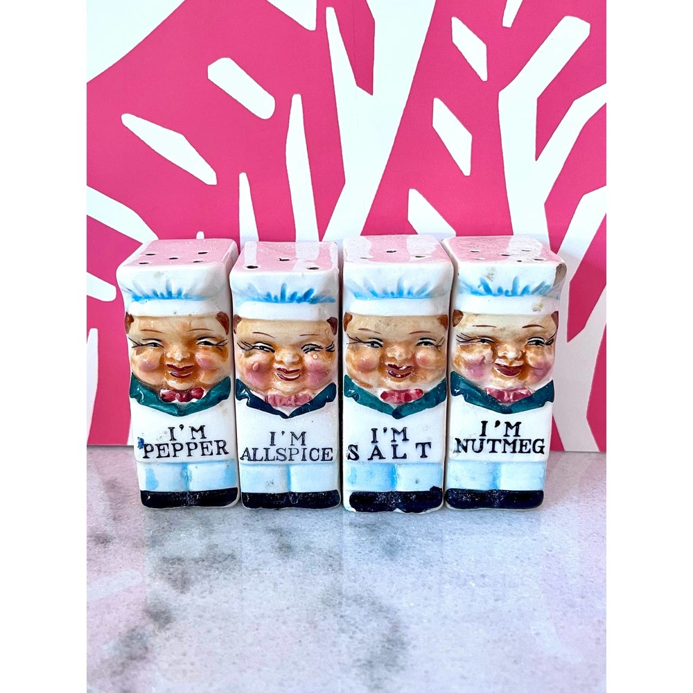Vintage Spice Jars. Chef Spice Shakers. Set of 4